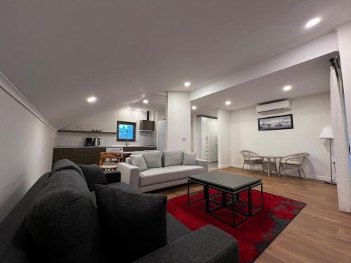 Side Apartment | Su apartment side terrace no 3
