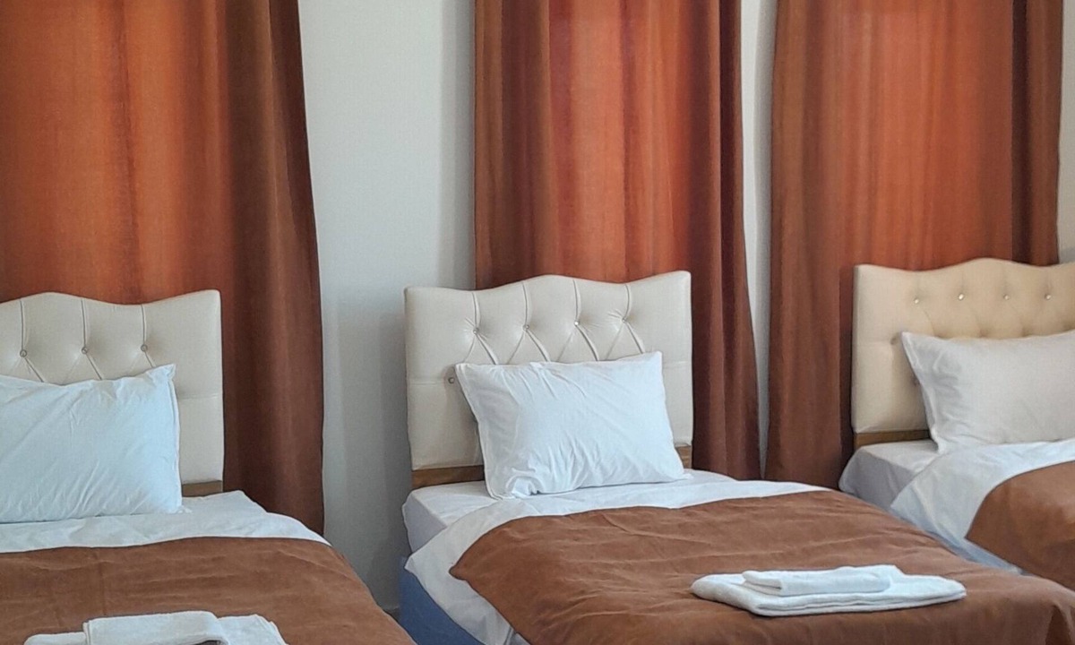 Yandere Hotel | Sunrise Güneş Motel