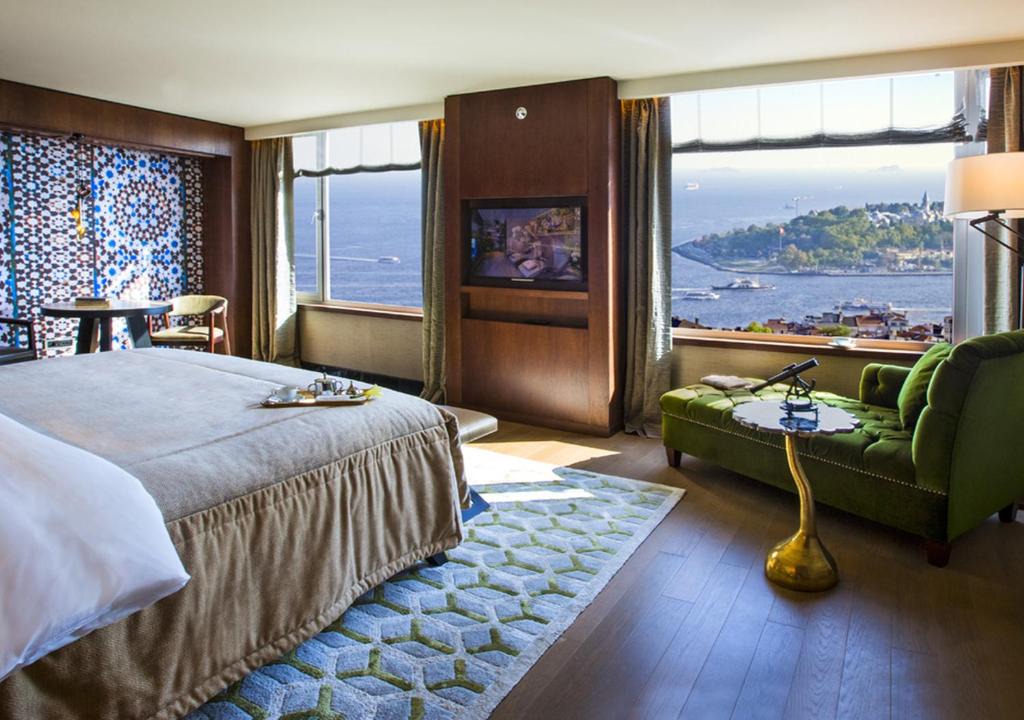 Gumussuyu Mahallesi Hotel | The Marmara Taksim