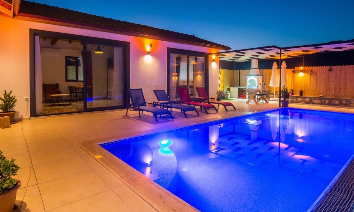 Sarıbelen House | Two Bedrooms Villa with Private pool in Nature: Villa Busem
