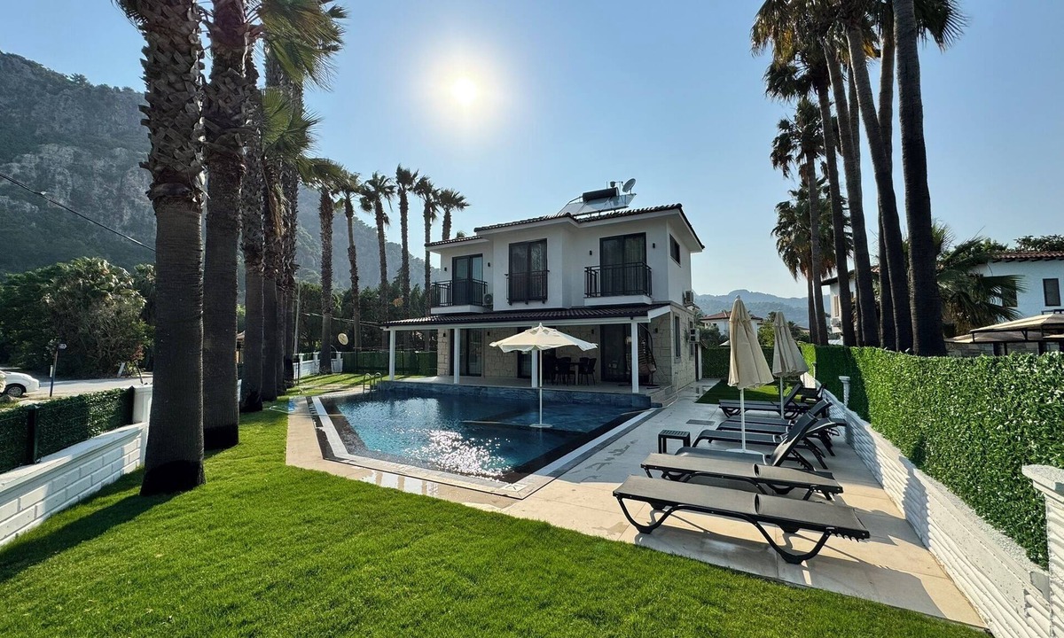 Dalyan City Center Villa | Villa Breeze Luxury 4BR Villa River 50m