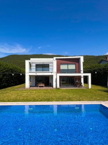 Bartin Villa | Villa Meg with Private Pool, Sauna Jacuzzi