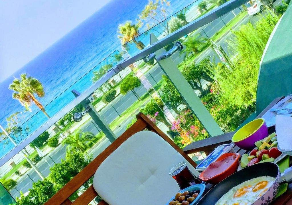 Kestel Apartment | WEDAT APART On the beach Moda Marine Residence