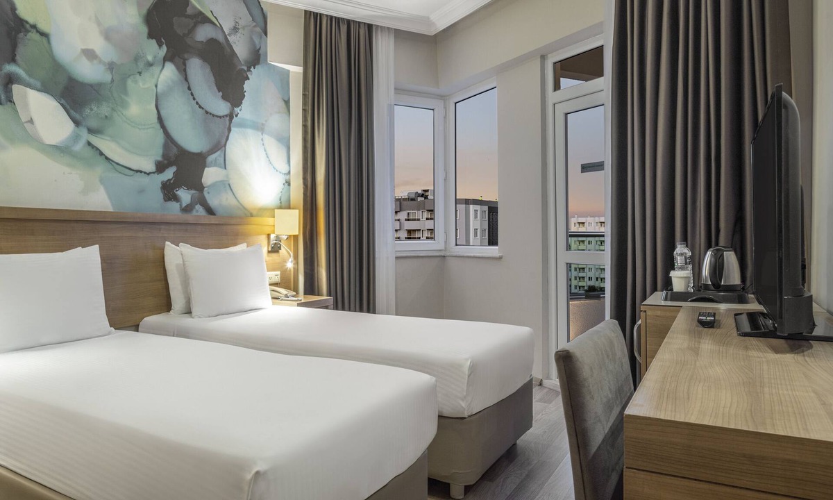 Kundu Hotel | Wyndham Garden Lara