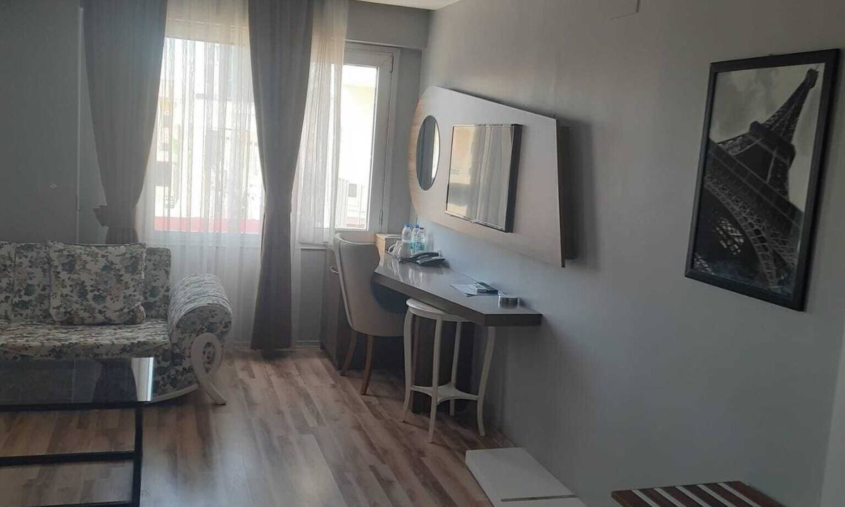 Sivaslı Bed & Breakfast | Yalim Garden Park Otel