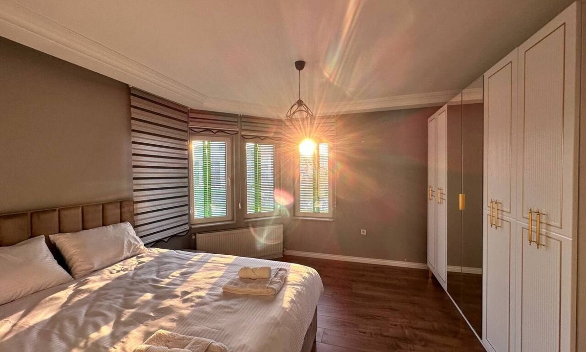 Nilufer Hotel | Yeşil Panjurlu Villa Otel