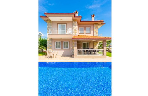 Dalyan City Center Villa | 220 m² Villa ∙ 4 bedrooms ∙ 8 guests