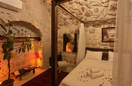 Midyat Bed & Breakfast | Şahmeran Otel Cafe Restoran
