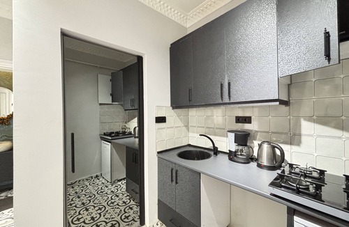 Galata Apartment | 1BR w/Turkish Hammam Central Galata Stay