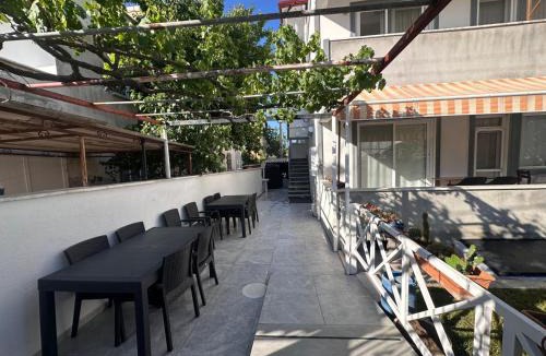 Burhaniye House | 3 1 Müstakil Ev