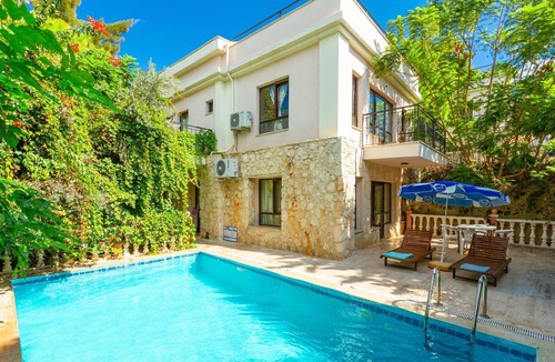 Kalkan Villa | 3+1 Villa with Sea View in Kalkan Center - Mimosa