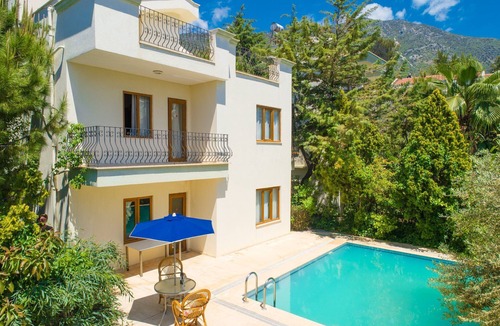 Kalkan Villa | 5 Bedroom Villa with Sea View in Kalkan Center - Hebessos