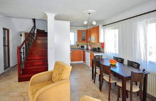 Dalyan Villa | 7 guests , private pool, free wifi , air con. and english channels.