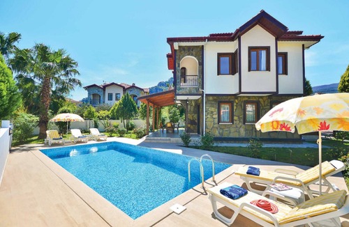 Dalyan Villa | 7 guests , private pool, free wifi , air con. and english channels.