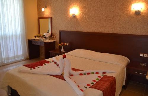 Artikli Hotel | Admiral Hotel