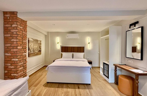 Kaleici Hotel | Adria Inn