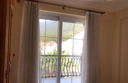 Hisaronu Apartment | Air conditioned Apartment with Shared Pool