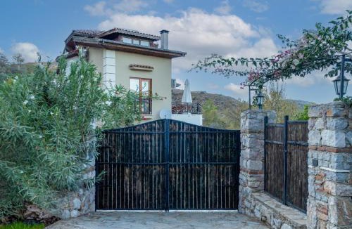 Selimiye Villa | Almond Tatil Evi