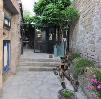 Behram Hotel | Assosyal Hotel