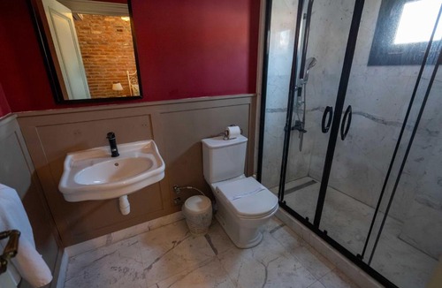 Ayvalik City Center Hotel | Avlulu Konak-Ayvalık