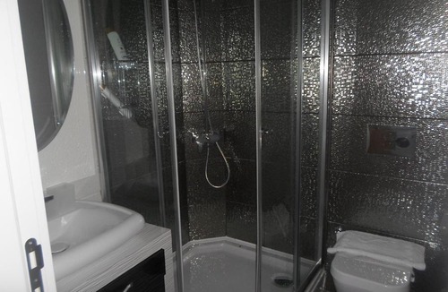 Seki Apartment | Azura Park Residence