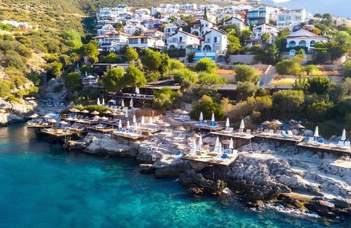 Kalkan Apartment | Azure Haven - A Seaside Retreat Surrounded by Nature