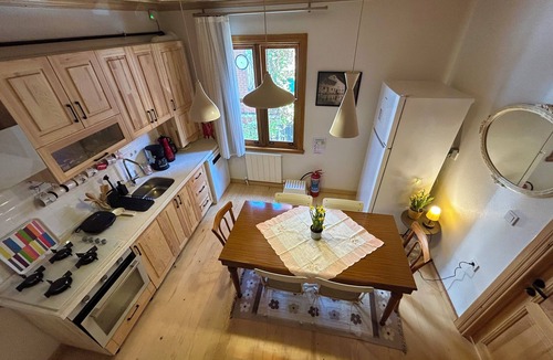 Istanbul City Center House | Balat Rose – Entire Wooden House with Terrace