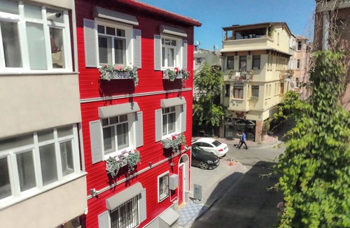 Istanbul City Center Apartment | Balatside Family Suite