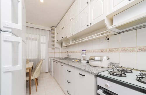 Kaleici Apartment | Balcony Flat Near Hadrian's Gate