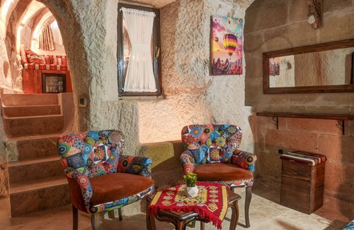 Uchisar Hotel | Balloon View Terrace in Cappadocia Jacuzzi Cave Rooms Unique Day & Night