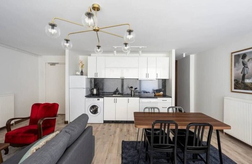 Nisantasi Apartment | Beautiful Bright Spacious Patio 1BD Home #170
