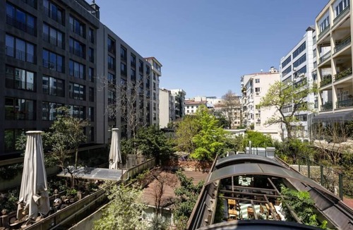Nisantasi Apartment | Beautiful Bright Spacious Patio 1BD Home #170