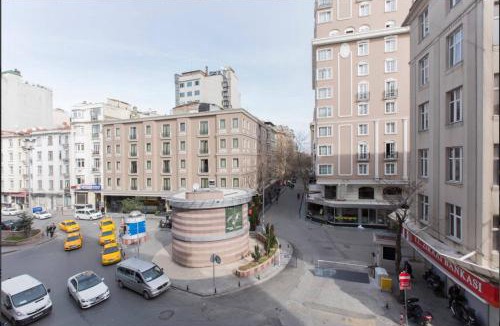 Taksim Apartment | Blue Apartment