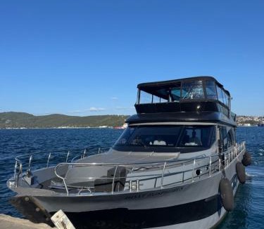 Istanbul City Center Boat Rental | Boat BOSPHORUS