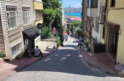 Taksim Apartment | Bosphorus View Duplex in Central Istanbul 2BR Sleeps 6