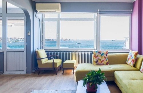 Kabatas Apartment | Bosphorus View Flat 5 min to Istiklal Street