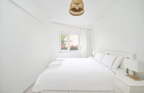 Bebek Apartment | Bright Modern new 1bed1bath Hidden Gem Bebek! #78