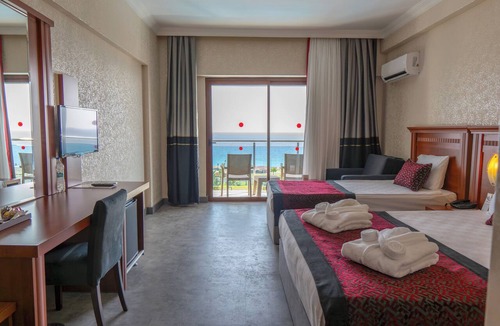 Cenger Hotel | Casa Fora Beach Resort