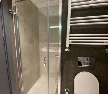 Kagithane Apartment | Central Modern Apartment by Siena Suites