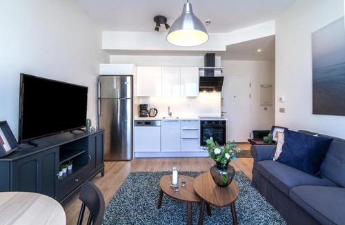 Kartal Apartment | Central Residence Flat near Metro in Kartal