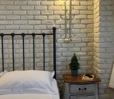 Ayvalik City Center House | Cesmeli Han
