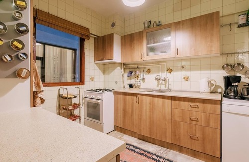 Osmanbey Apartment | Charming Flat w Balcony 3 min to City’s Nisantasi