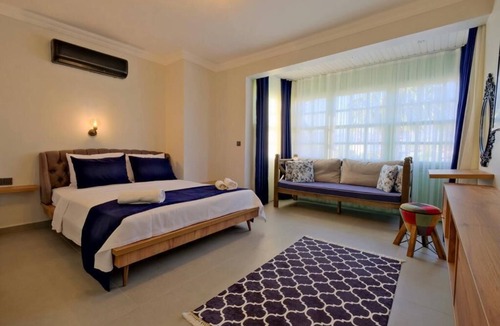 Ciftlik Hotel | Ciello Suites Otel