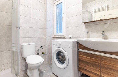 Moda Apartment | Comfortable House with a Cute Backyard in Kadikoy