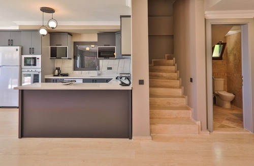 Kalkan Villa | Contemporary Kalkan Villa: Comfort & Elegance for Unforgettable Holidays