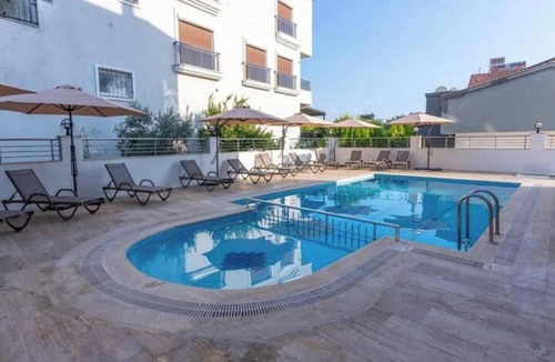 Kadnlar Denizi Mahallesi Apartment | Cozy 2-bedroom apartment in enjoyable Aydın with AC