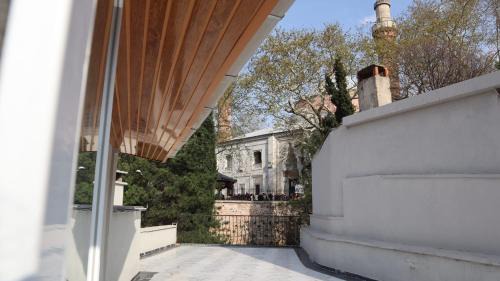 Yesil Mahallesi Apartment | Cozy Home Next to Green Mosque