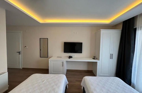 Ezine Hotel | Dada Otel