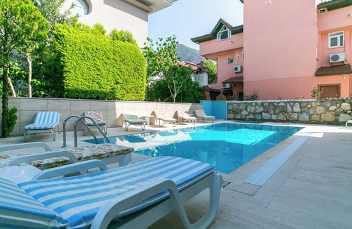 Icmeler Apartment | Dere Apartment 2 Icmeler Daily Weekly Rentals