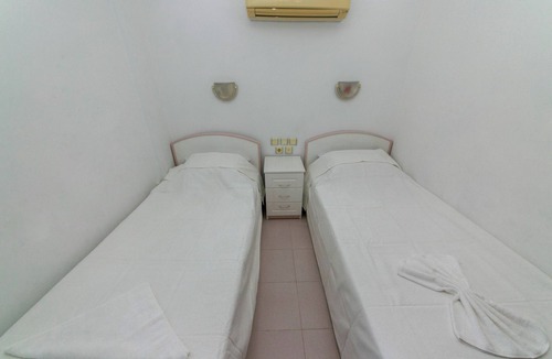 Icmeler Apartment | Dere Daire 3 Icmeler Daily Weekly Rentals